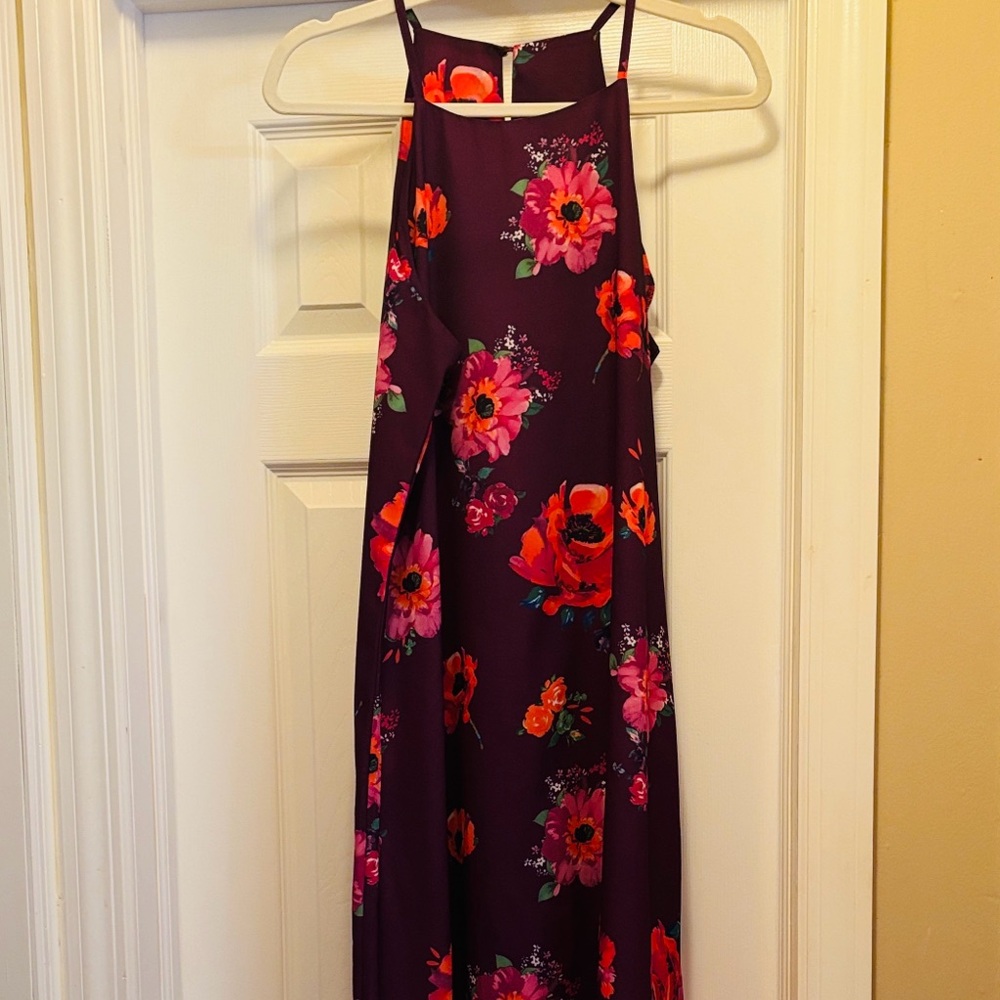 Gently used, Plum Floral A-Line Dress 💜🧡🩷